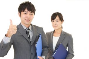 自信あふれる男女