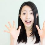 驚いた女性
