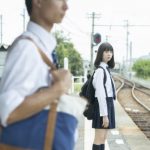 一目惚れする女子高生